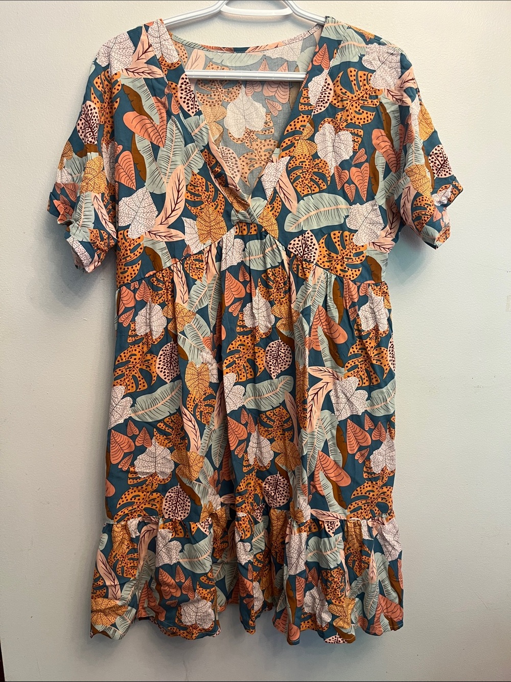 Tropical Leaf Print V-Neck Dress in Teal & Peach